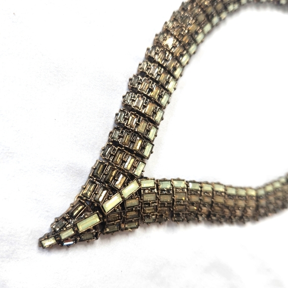 Avon Mark Make A Point Necklace - Picture 2 of 4